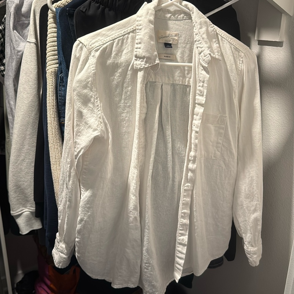 Universal Thread (Target) relaxed fit white linen shirt, size XS